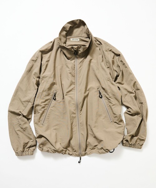 FREAK'S STORE(フリークスストア)の「限定展開 リラックスフィット スタンドカラー ナイロン ジップブルゾン(ブルゾン・メンズ・ネイビー/ライトグレー/ベージュ/ブラック・LARGE/MEDIUM/SMALL)」の13枚目の写真