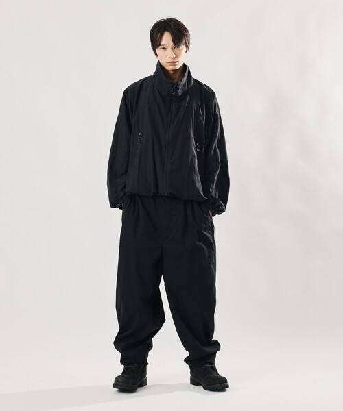 FREAK'S STORE(フリークスストア)の「限定展開 リラックスフィット スタンドカラー ナイロン ジップブルゾン(ブルゾン・メンズ・ネイビー/ライトグレー/ベージュ/ブラック・LARGE/MEDIUM/SMALL)」の19枚目の写真