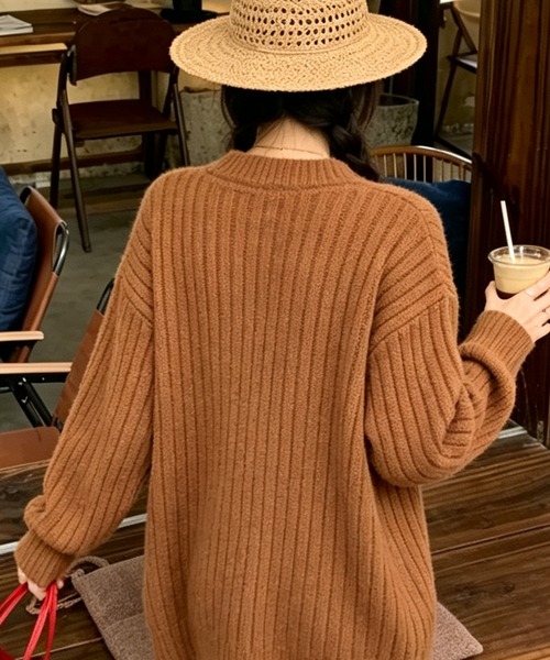 BLoomMe(ブルームミー)の「縦ラインですっきり魅せる、Vネックワイドリブニット(ニット/セーター・レディース・ブラック/オフホワイト/キャメル/ベージュ・M)」の20枚目の写真