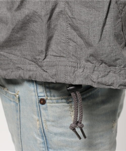 ikka（イッカ）の「タイプライターアノラックパーカー（マウンテンパーカー・メンズ・グレー/オリーブ・MEDIUM/X-LARGE/LARGE）」の9枚目の写真