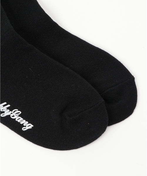 CHUBBYGANG（チャビーギャング）の「リボンノットクルーソックス（ソックス/靴下・キッズ・ブラック/ホワイト・22/19）」の4枚目の写真