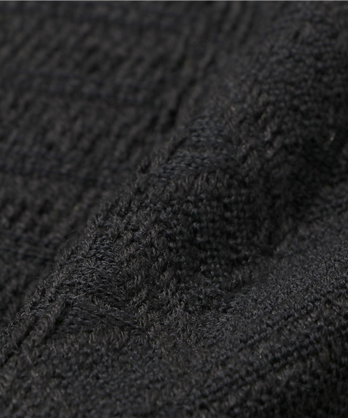 UNITED TOKYO(ユナイテッドトウキョウ)の「ジャカードニットストール(ストール/ショール・レディース・オフホワイト/ブラック/ブラウン・1)」の5枚目の写真