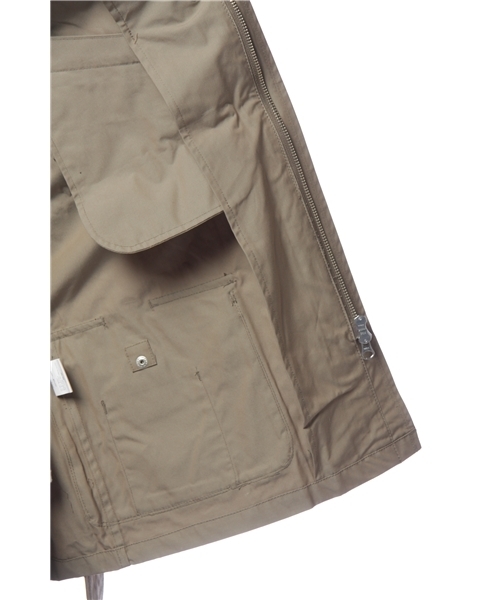 beams plus × dip パラシュートジャケットミリタリー
