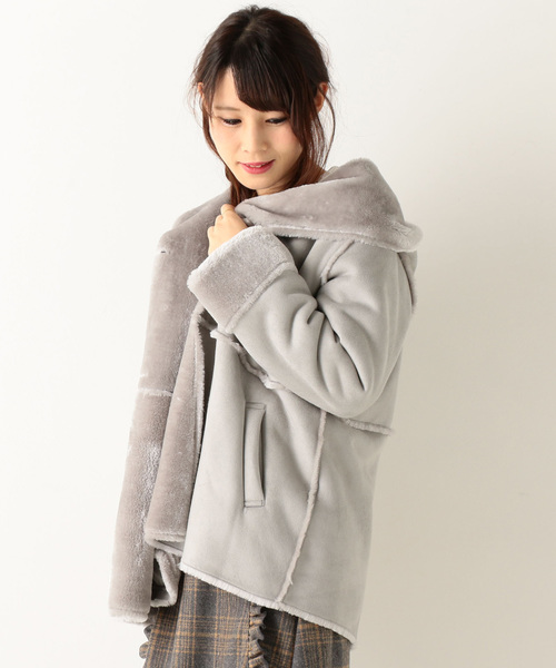 archives（アルシーヴ）の「Fムートンショートフードアウター（ムートンコート・レディース・グレー/アイボリー/シルバーグレー/キャメル・MEDIUM）」の3枚目の写真