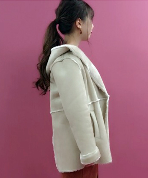 archives（アルシーヴ）の「Fムートンショートフードアウター（ムートンコート・レディース・グレー/アイボリー/シルバーグレー/キャメル・MEDIUM）」の10枚目の写真