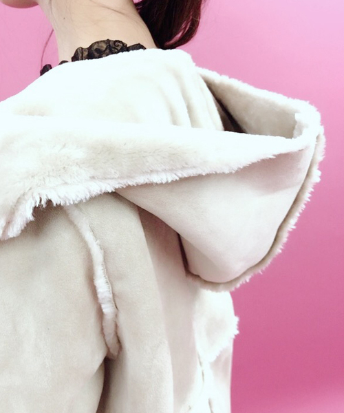 archives（アルシーヴ）の「Fムートンショートフードアウター（ムートンコート・レディース・グレー/アイボリー/シルバーグレー/キャメル・MEDIUM）」の12枚目の写真