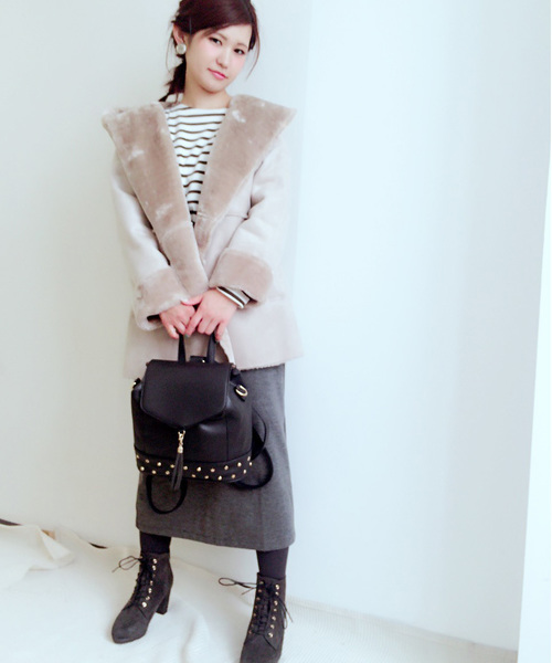 archives（アルシーヴ）の「Fムートンショートフードアウター（ムートンコート・レディース・グレー/アイボリー/シルバーグレー/キャメル・MEDIUM）」の19枚目の写真