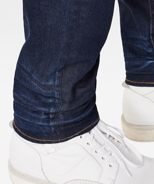 G-STAR（ジースター）の「3301 Slim Jeans（デニムパンツ・メンズ・ダークインディゴブルー・27/28/29/30/31/32/33/34）」の3枚目の写真
