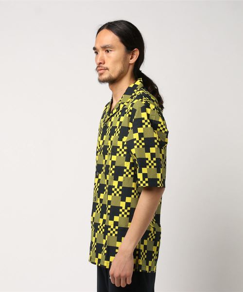 ETUDES（エチュード）の「ETUDES/クラシックフィットチェッカーシャツ（シャツ/ブラウス・メンズ・イエロー・44/46）」の2枚目の写真