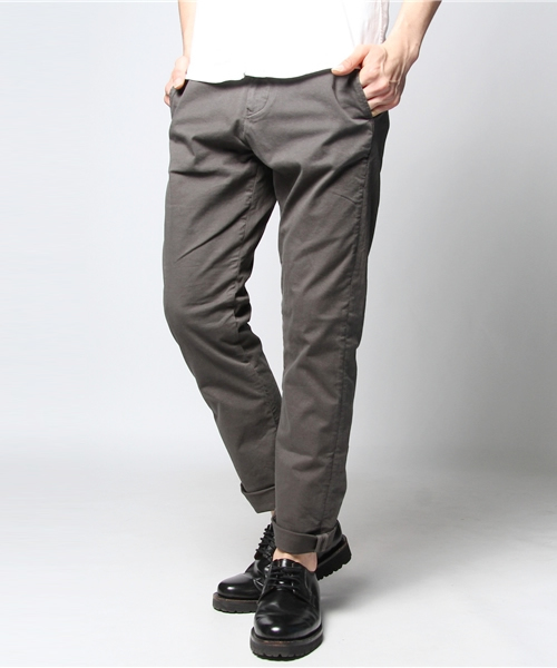 JOURNAL STANDARD relume（ジャーナルスタンダード　レリューム）の「☆76ツイルテーパードパンツ（チノパンツ・メンズ・ボルドー/グリーン/ブルー/イエロー/ネイビー/ベージュ/チャコールグレー・LARGE/X-LARGE/SMALL/MEDIUM）」の2枚目の写真