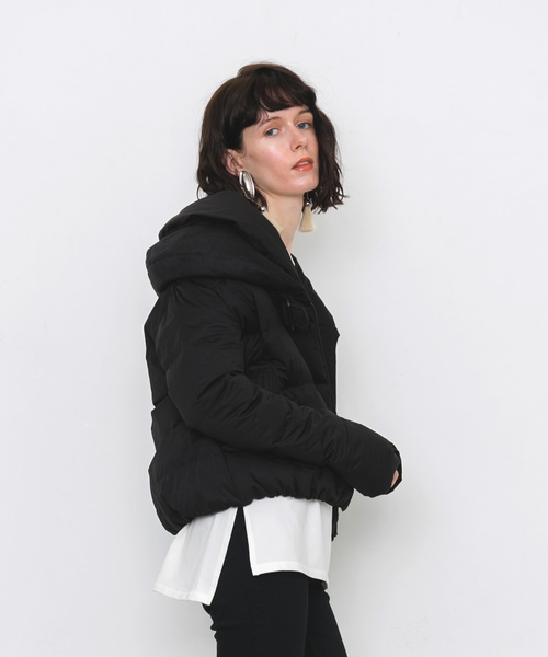 YOSOOU（ヨソオウ）の「【YOSOOU】Two Piece Collar Jacket YO811011（ダウンジャケット/コート・レディース・ブラック/ネイビー/キャメル・MEDIUM）」の2枚目の写真