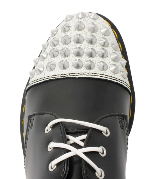 BEAMS(ビームス)の「Dr.Martens / “CORE APPLIQUE BAXTER 1461 STUDDED PANEL”(その他シューズ・メンズ・ブラック・7/8/9)」の5枚目の写真