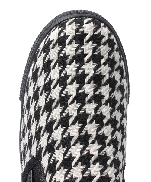 WEGO（ウィゴー）の「WEGO/厚底スリッポンスニーカー（スニーカー・レディース・ホワイト/ブラック/ブラック系その他/ネイビー/レッド/その他1・23.5/24.5）」の10枚目の写真