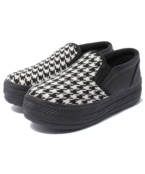 WEGO（ウィゴー）の「WEGO/厚底スリッポンスニーカー（スニーカー・レディース・ホワイト/ブラック/ブラック系その他/ネイビー/レッド/その他1・23.5/24.5）」の20枚目の写真