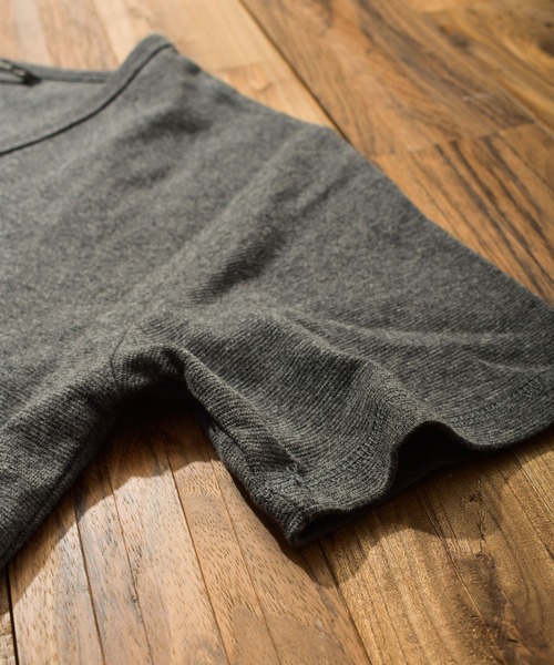 Bling Leads(ブリングリーズ)の「【Bl】【Bling Leads】Uネック半袖Tシャツ(Tシャツ/カットソー・レディース・ブラック系その他/ブラック系その他2/ブラック/チャコールグレー/ワイン/ネイビー/ブラック×ホワイト/杢グレー/ホワイト/カーキ/ブラウン・MEDIUM/X-LARGE/LARGE)」の16枚目の写真