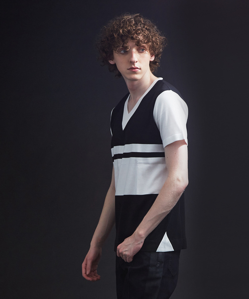 5351 POUR LES HOMMES(ゴーサンゴーイチプールオム)の「シルケットコットンVネックTシャツ(ニット/セーター・メンズ・オフホワイト/ブラック/ブラック系その他・44/46/48/50)」の3枚目の写真
