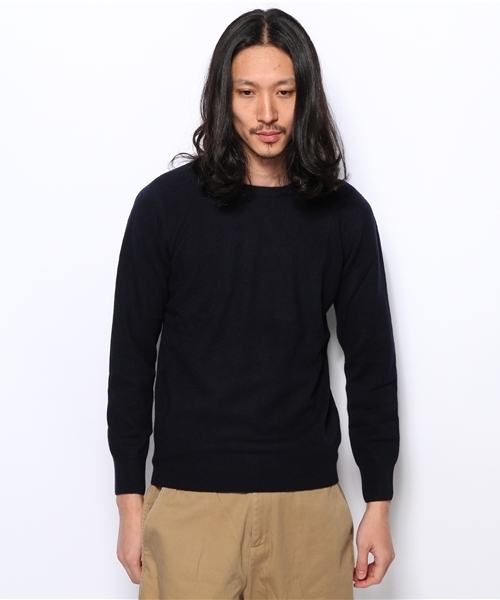 SHIPS（シップス）の「ALAN PAINE: ジーロンラムズウール クルーネック セーター（ニット/セーター・メンズ・グリーン/その他/ネイビー/オレンジ/ピンク/レッド/チャコールグレー/ブラック/キャメル・42/36/40）」の10枚目の写真