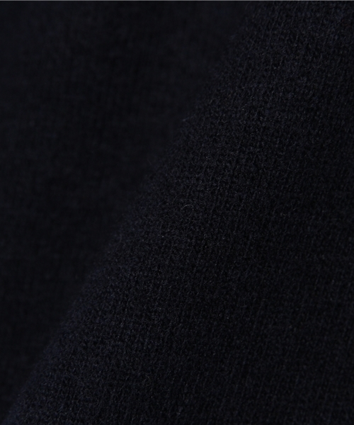 SHIPS（シップス）の「ALAN PAINE: ジーロンラムズウール クルーネック セーター（ニット/セーター・メンズ・グリーン/その他/ネイビー/オレンジ/ピンク/レッド/チャコールグレー/ブラック/キャメル・42/36/40）」の15枚目の写真