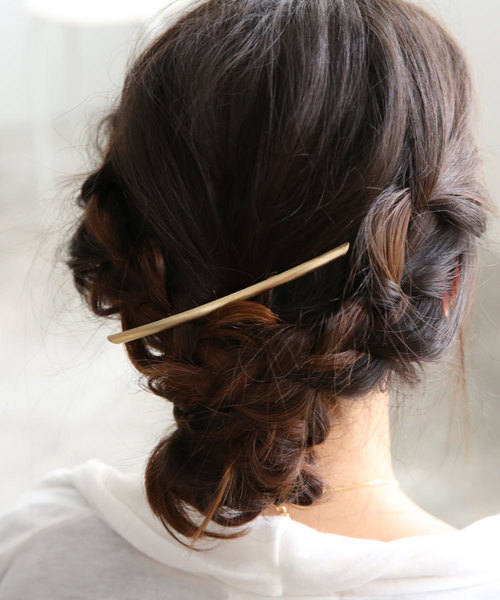 colleca la（コレカラ）の「カーブラインメタルバレッタ（バレッタ/ヘアクリップ・レディース・シルバー/ゴールド・ﾌﾘ-）」の3枚目の写真