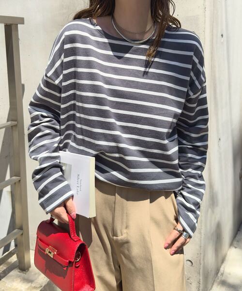 KOBE LETTUCE(コウベレタス)の「コットン100%ゆったりボーダーチュニックカットソーロンT(Tシャツ/カットソー・レディース・ホワイト系その他5/グレー系その他2/ブラウン系その他2/ホワイト系その他2/ホワイト系その他3/ホワイト系その他4/ホワイト×ネイビー/ホワイト×パープル/グレイッシュベージュ/ブラック系その他/グレー系その他/ブラウン系その他/ホワイト×ブラック/ブラック×ホワイト/ホワイト系その他/その他/マスタード/その他1/ブラック/アイボリー/ベージュ系その他4/ブルー系その他/グレー系その他4/ベージュ系その他2/グリーン系その他2/ブルー系その他2/グレー系その他3/ベージュ系その他5/ベージュ系その他3/コーラル/グリーン系その他/ミント/ダークグリーン/オリーブ/ブルー系その他3/ブラウン系その他4/ブラウン系その他3/ブルー系その他4/ピンク系その他/オフホワイト/グリーン系その他4/グリーン系その他3/ピンク系その他2/ベージュ系その他7/ベージュ系その他6/ネイビー系/ネイビー系1/グリーン系その他5/グリーン系その他6/ブラック系その他3/ブラック系その他4/グレー系その他5/ブラウン系その他6/グレー×ホワイト/ブラウン系その他5・M/L)」の17枚目の写真