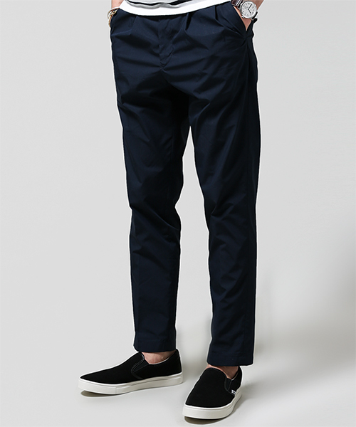 NANO universe（ナノユニバース）の「2タックチノ（チノパンツ・メンズ・ブラウン/ネイビー/ベージュ・LARGE/SMALL/X-LARGE/MEDIUM）」の3枚目の写真