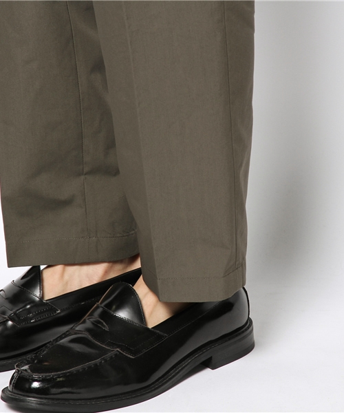 NANO universe（ナノユニバース）の「2タックチノ（チノパンツ・メンズ・ブラウン/ネイビー/ベージュ・LARGE/SMALL/X-LARGE/MEDIUM）」の8枚目の写真