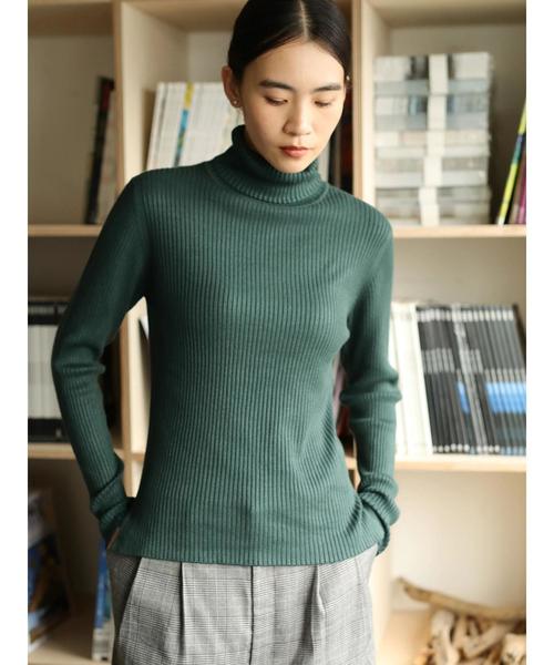 AMERICAN HOLIC(アメリカンホリック)の「10col. リブタートルネックプルオーバー *(ニット/セーター・レディース・ブラック/ブラウン/グリーン/ホワイト系その他/その他7/ブラック系その他4/グレー系その他2/ブルー系その他2/イエロー系その他2/テラコッタ・M/L)」の16枚目の写真