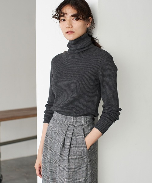 AMERICAN HOLIC(アメリカンホリック)の「10col. リブタートルネックプルオーバー *(ニット/セーター・レディース・ブラック/ブラウン/グリーン/ホワイト系その他/その他7/ブラック系その他4/グレー系その他2/ブルー系その他2/イエロー系その他2/テラコッタ・M/L)」の5枚目の写真