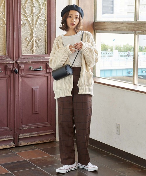 KOBE LETTUCE（コウベレタス）の「筒形ポシェットミニショルダーバッグ（ショルダーバッグ・レディース・グリーン/ブラック/アイボリー/キャメル/ピンク・FREE）」の19枚目の写真