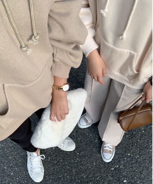 KOBE LETTUCE（コウベレタス）の「筒形ポシェットミニショルダーバッグ（ショルダーバッグ・レディース・グリーン/ブラック/アイボリー/キャメル/ピンク・FREE）」の10枚目の写真