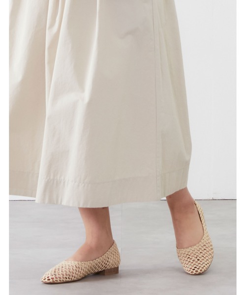 POU DOU DOU（プードゥドゥ）の「メッシュ編みフラットシューズ（パンプス・レディース・ブラック/ベージュ・4/3）」の6枚目の写真