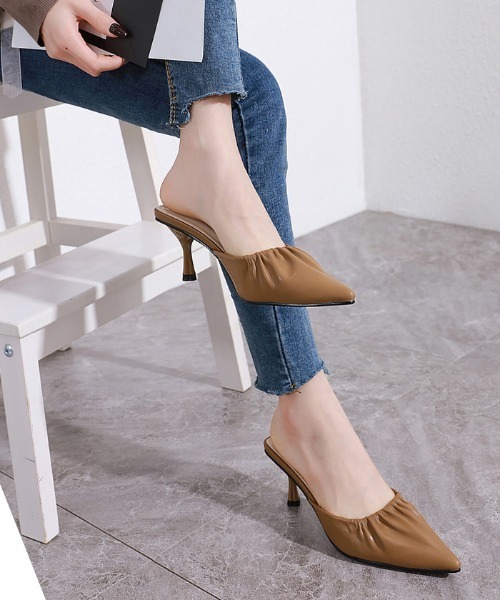 Futier land(フューティアランド)の「フロントギャザーミュール(サンダル・レディース・ブラック/ブラウン/イエロー・36/37/38/39/40)」の5枚目の写真