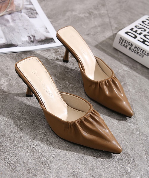 Futier land(フューティアランド)の「フロントギャザーミュール(サンダル・レディース・ブラック/ブラウン/イエロー・36/37/38/39/40)」の19枚目の写真