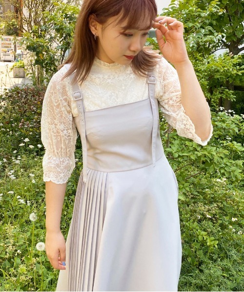 apres jour（アプレジュール）の「プリーツデザインキャミワンピース【ZOZOTOWN限定アイテム】（ワンピース・レディース・アイボリー/その他/モカ・フリー）」の15枚目の写真
