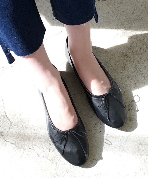 AmiAmi（アミアミ）の「やわらか甲深バレエシューズ/バレエパンプス（バレエシューズ・レディース・ブラック/アイボリー/パイソン・35/36/37/38/39/40）」の3枚目の写真