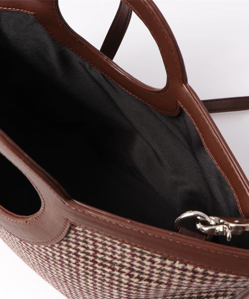 HONEYSUCKLE ROSE(ハニーサックルローズ)の「【HONEYSUCKLE ROSE】レトロチェック柄バッグ(ショルダーバッグ・レディース・ブラック/ブラウン・ONE SIZE)」の3枚目の写真