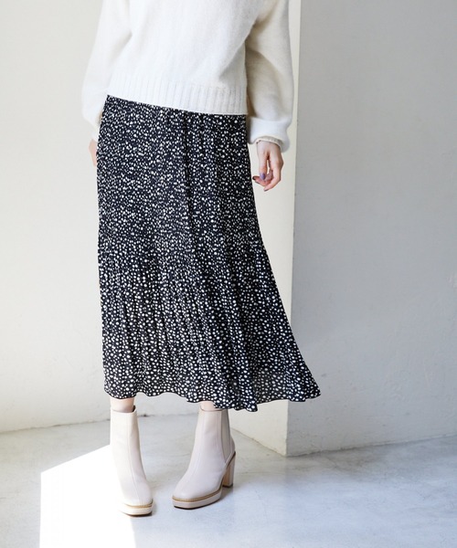 Heather（ヘザー）の「ガラプリーツロングスカート　917865（スカート・レディース・ホワイト系その他/ブラック系その他/ブラック系その他2・FREE）」の3枚目の写真