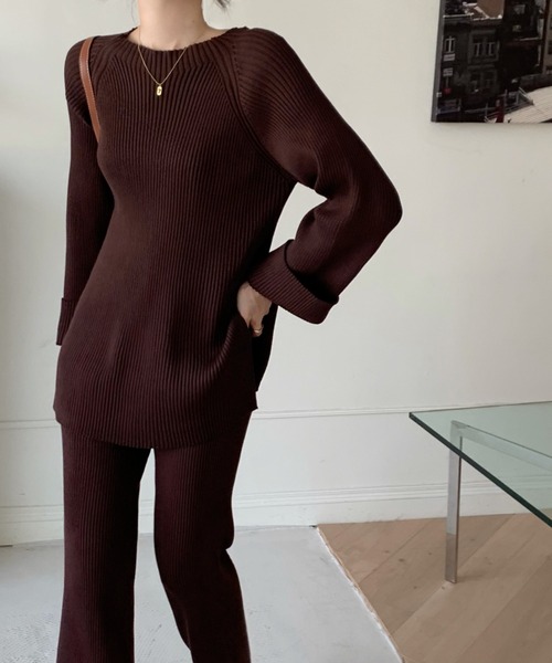 emi+（エミプラス）の「クルーネックリブニットセットアップ（ニット/セーター・レディース・ベージュ/ブラウン/ブルー/ブラック/ボルドー/チャコールグレー/カーキ/ライトグレー・FREE）」の11枚目の写真