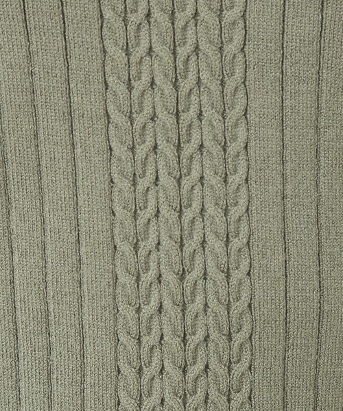 n'ee-ne（ネーネ）の「もちもちVネックニット前中心ケーブルワイドリブ（ニット/セーター・レディース・ブラック/オフホワイト/杢グレー/ベージュ/カーキ/ピンク・M/L）」の11枚目の写真