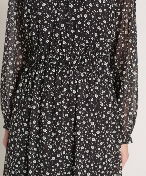 NANO universe(ナノユニバース)の「小花プリント前後2WAYワンピース 長袖(ワンピース・レディース・ブラック/ベージュ・38/36)」の18枚目の写真