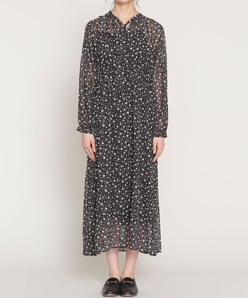 NANO universe(ナノユニバース)の「小花プリント前後2WAYワンピース 長袖(ワンピース・レディース・ブラック/ベージュ・38/36)」の19枚目の写真