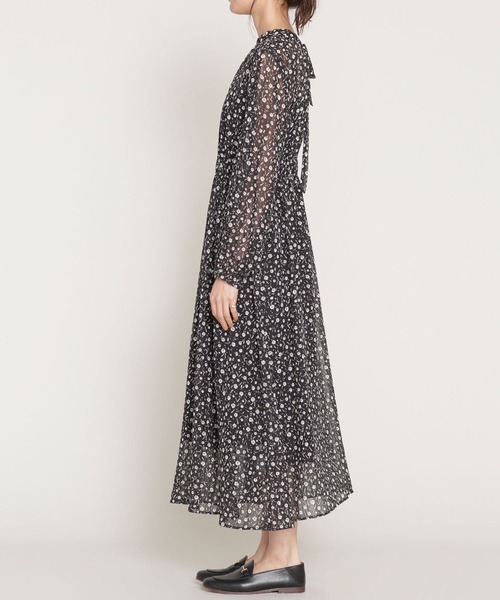 NANO universe(ナノユニバース)の「小花プリント前後2WAYワンピース 長袖(ワンピース・レディース・ブラック/ベージュ・38/36)」の13枚目の写真