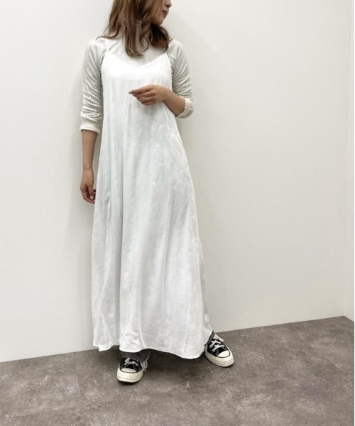 apres jour mignon（アプレジュールミニョン）の「ジャガードクロスキャミワンピース【ZOZOTOWN限定アイテム】（ワンピース・レディース・ブラック/オフホワイト/グリーン系その他/ダークブルー・X-LARGE/フリー）」の13枚目の写真