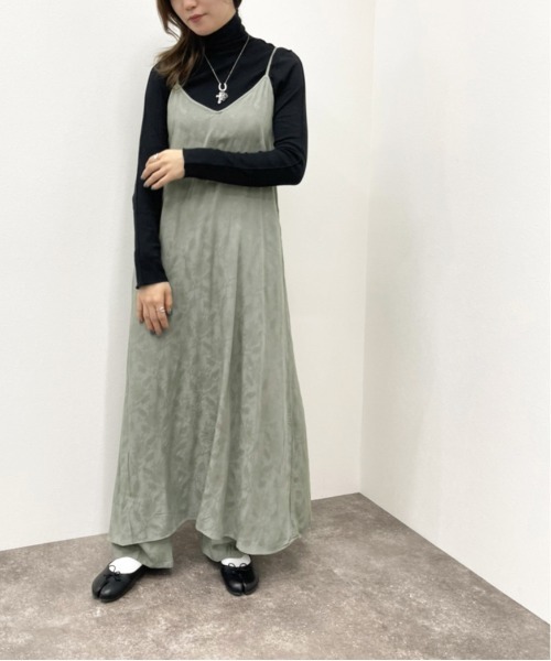 apres jour mignon（アプレジュールミニョン）の「ジャガードクロスキャミワンピース【ZOZOTOWN限定アイテム】（ワンピース・レディース・ブラック/オフホワイト/グリーン系その他/ダークブルー・X-LARGE/フリー）」の20枚目の写真
