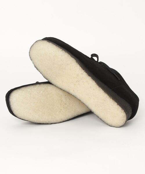 Clarks（クラークス）の「CLARKS(クラークス) Wallabee（モカシン/デッキシューズ・メンズ・ブラック・25/8.5/23/7.5/7/9.5/9/8）」の3枚目の写真