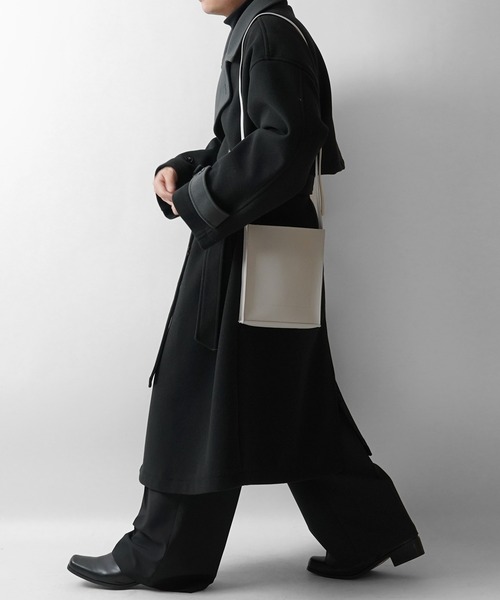 Confirm（コンファーム）の「25SS【新色追加】シンセティックレザー スクエアショルダーバッグ ベルト調節可【Confirm】（ショルダーバッグ・メンズ・ブラウン/ブラック/グレー/サックスブルー/ホワイト・FREE）」の10枚目の写真