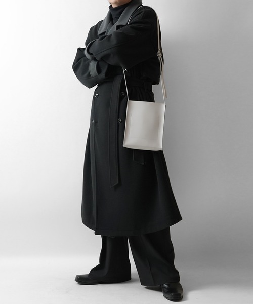 Confirm（コンファーム）の「25SS【新色追加】シンセティックレザー スクエアショルダーバッグ ベルト調節可【Confirm】（ショルダーバッグ・メンズ・ブラウン/ブラック/グレー/サックスブルー/ホワイト・FREE）」の11枚目の写真