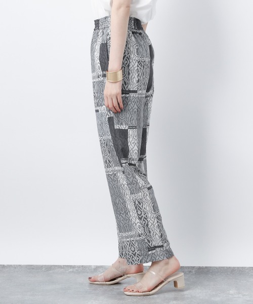 A part by（アパートバイ）の「Poエスニックプリントイージーパンツ　954030（その他パンツ・レディース・グレー/ブラウン系その他2・FREE）」の8枚目の写真