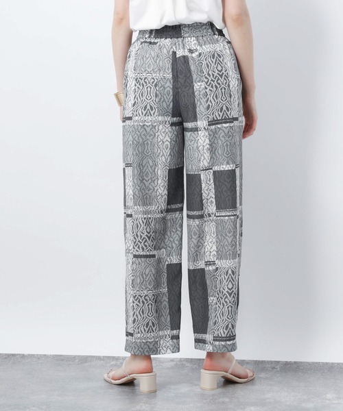 A part by（アパートバイ）の「Poエスニックプリントイージーパンツ　954030（その他パンツ・レディース・グレー/ブラウン系その他2・FREE）」の3枚目の写真