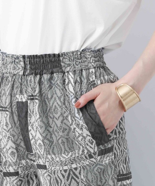 A part by（アパートバイ）の「Poエスニックプリントイージーパンツ　954030（その他パンツ・レディース・グレー/ブラウン系その他2・FREE）」の12枚目の写真